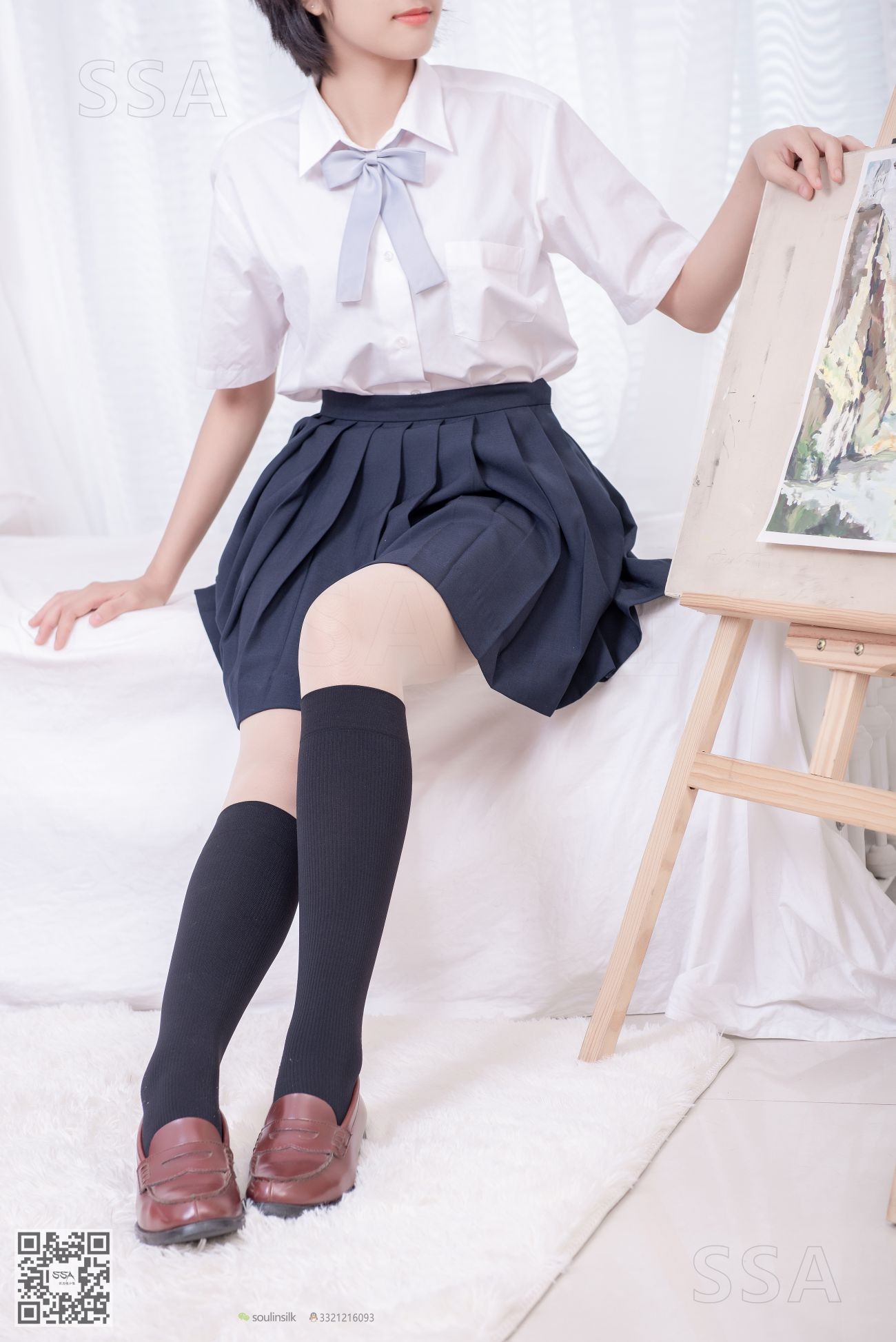 SSA丝社嫩模丝袜美脚写真第No.181期小佩的酒窝少女JK制服肉丝黑袜 (4)