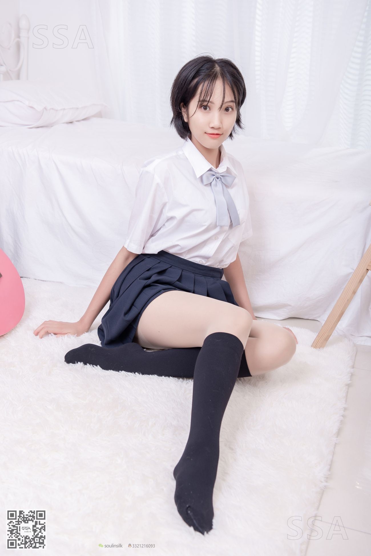 SSA丝社嫩模丝袜美脚写真第No.181期小佩的酒窝少女JK制服肉丝黑袜 (38)