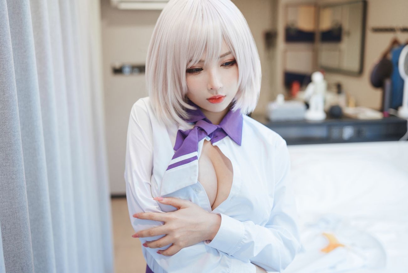 微博美少女rioko凉凉子Cosplay性感写真电光机王貉 (14)