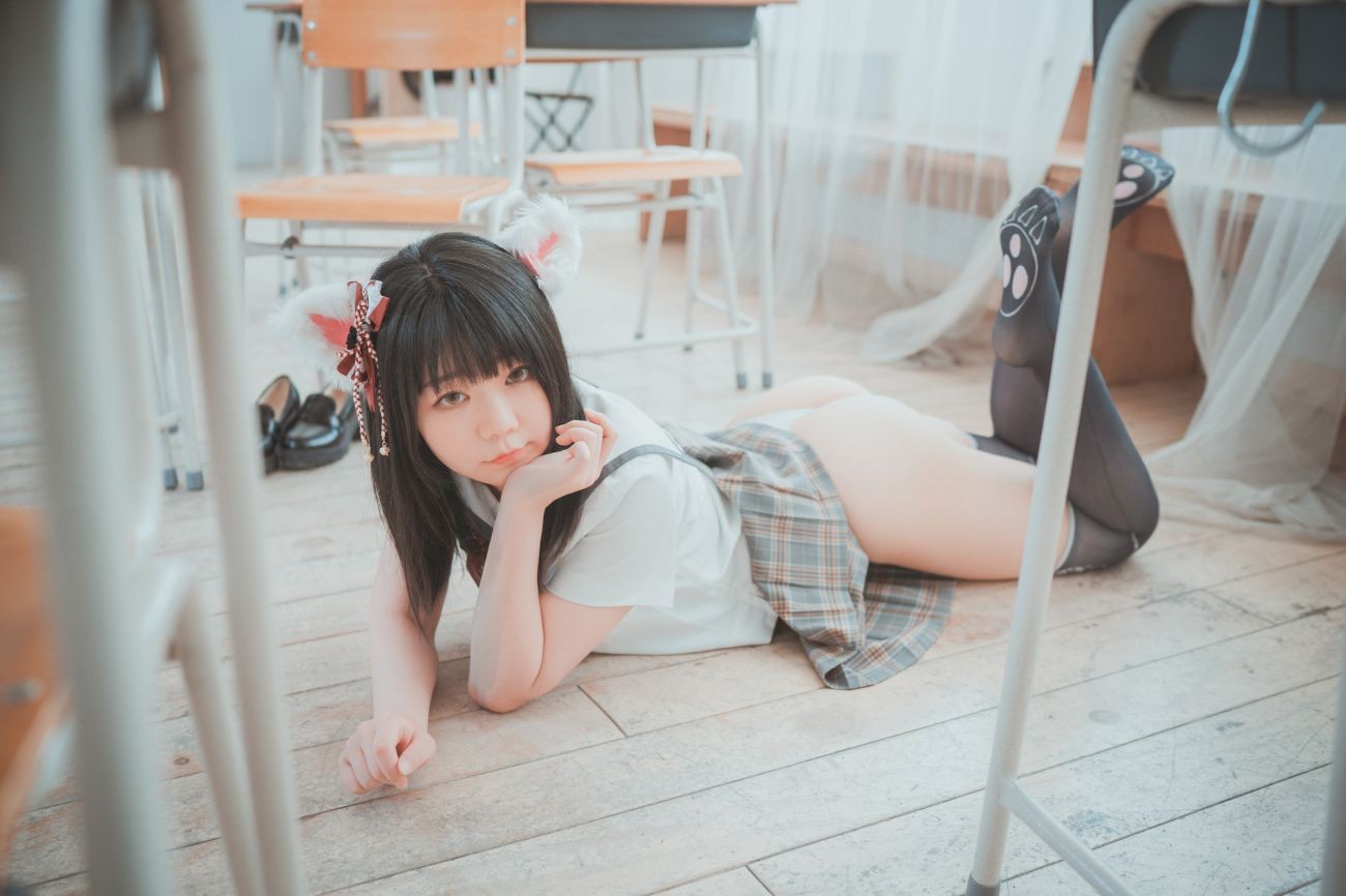 DJAWA Pian Cat girl does not take classes (21)