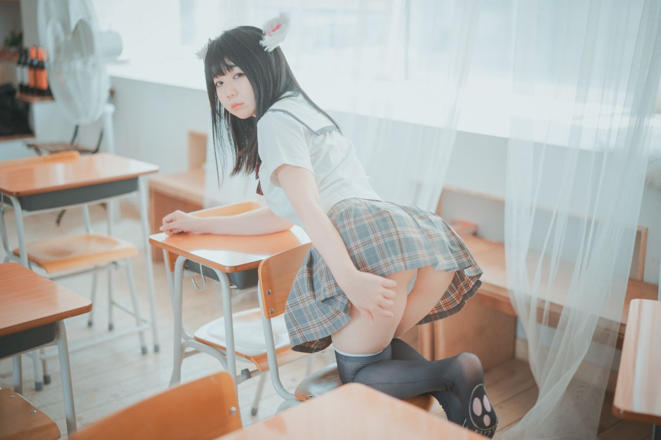 DJAWA Pian Cat girl does not take classes (8)