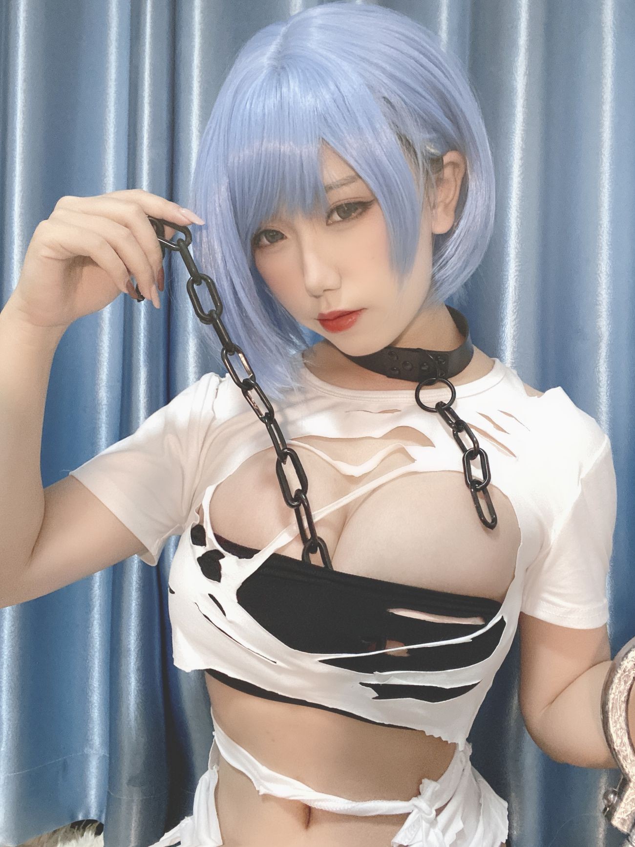 微博美少女芋圆侑子Cosplay性感写真恰巴耶夫囚服 (27)