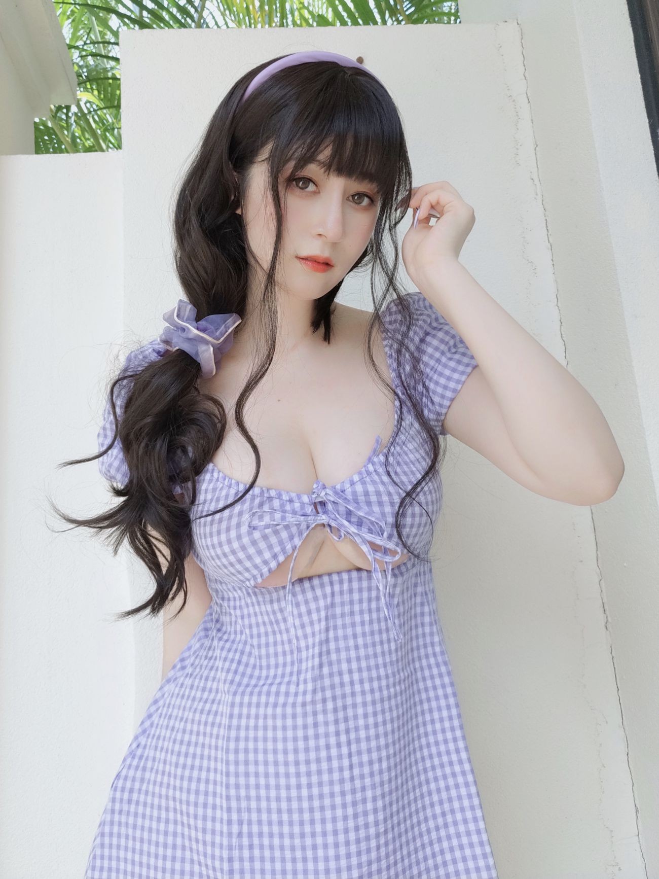 微博美少女白银Cosplay性感写真夏日的格子连衣裙 (14)