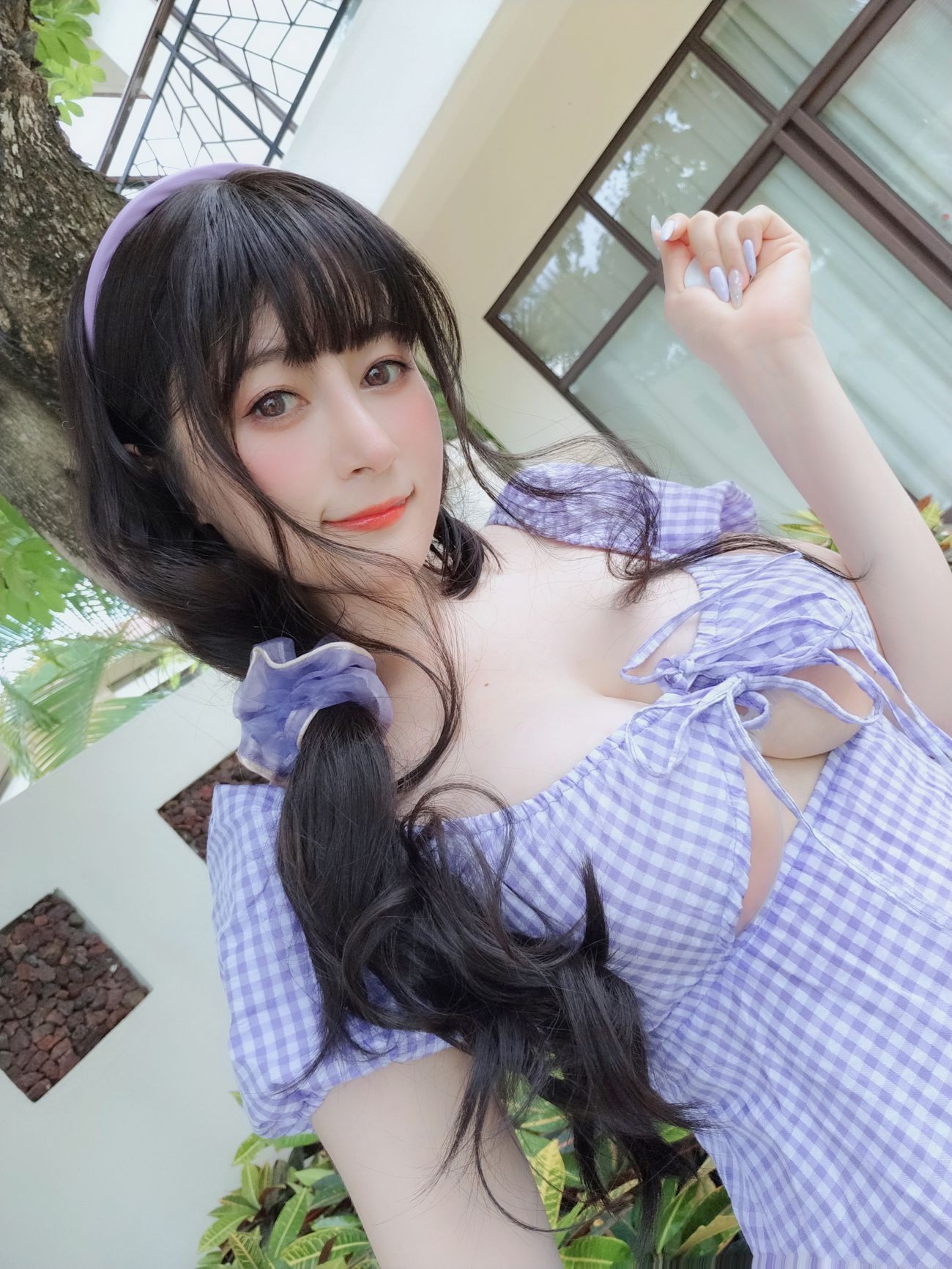 微博美少女白银Cosplay性感写真夏日的格子连衣裙 (36)