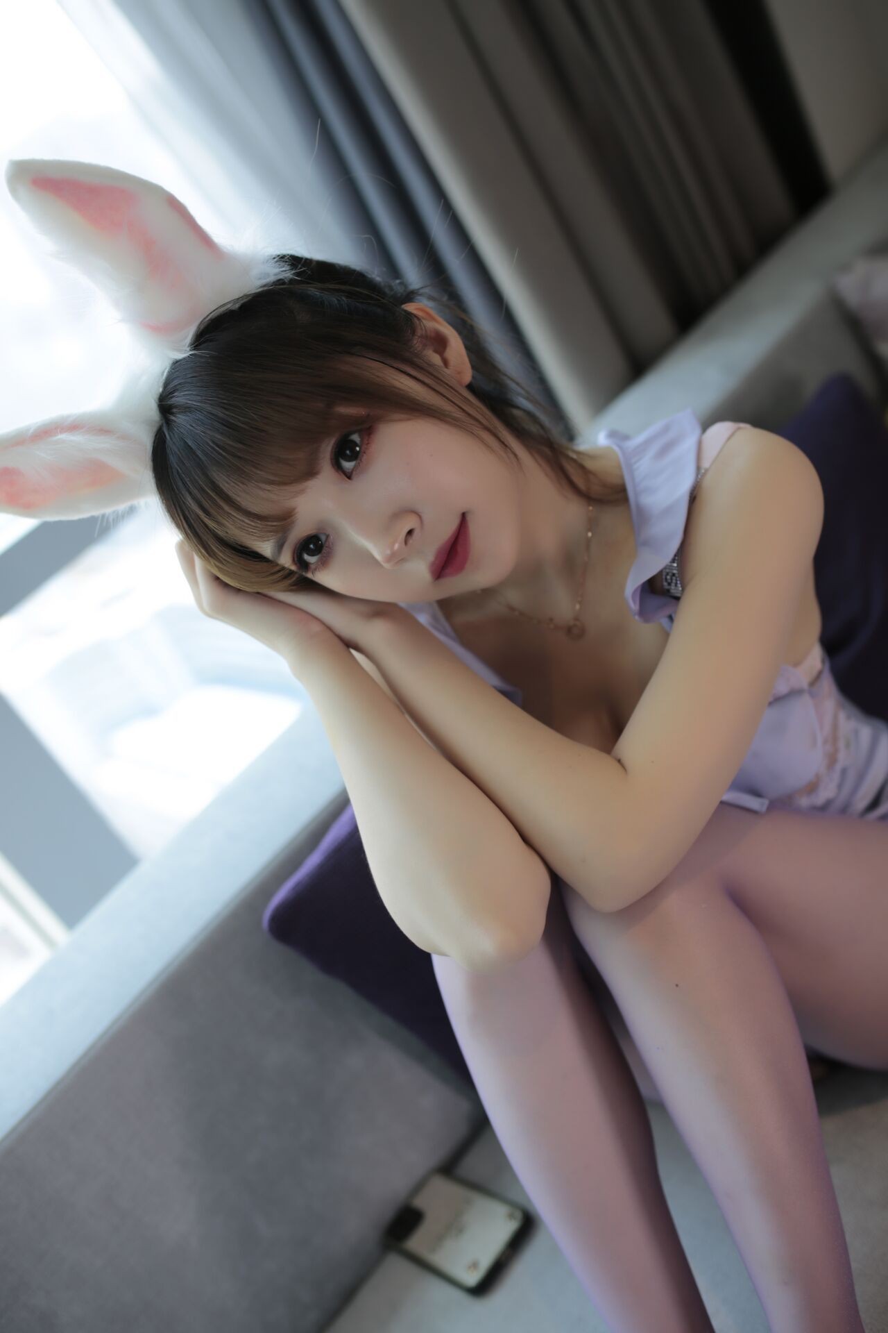 微博美少女小女巫露娜Cosplay性感写真粉紫兔兔 (22)