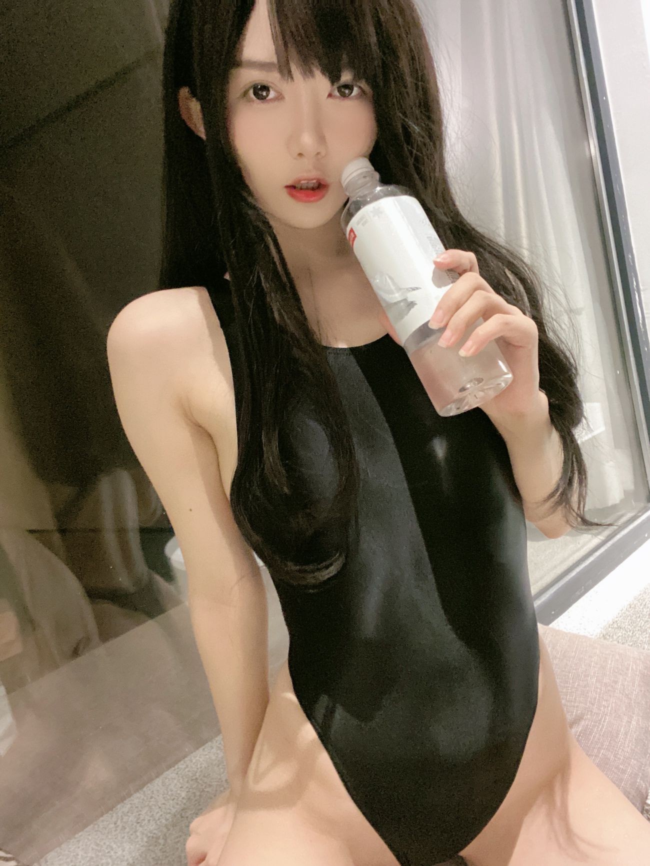 微博美少女51酱性感写真黑红泳装 (40)
