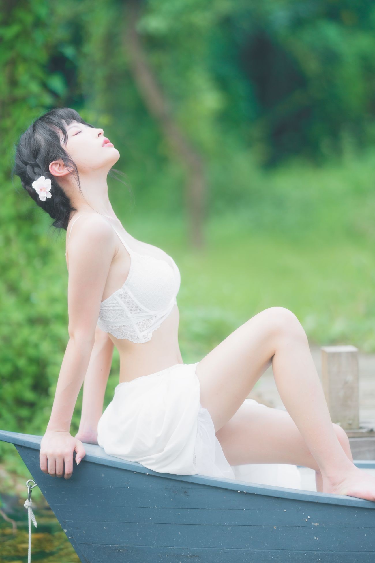 微博美少女清水由乃Cosplay性感写真蕾丝花园 (21)