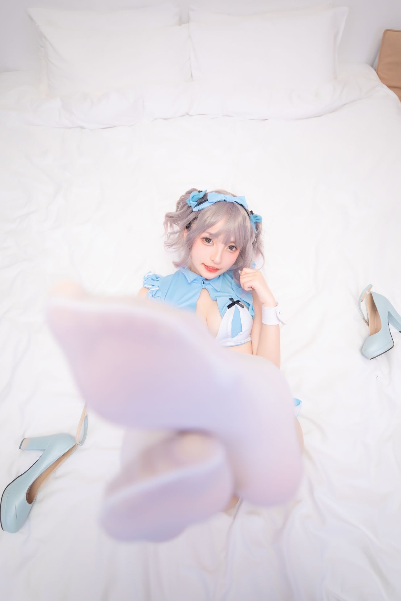 微博美少女神楽板真冬Cosplay性感写真蓝调女仆 (71)