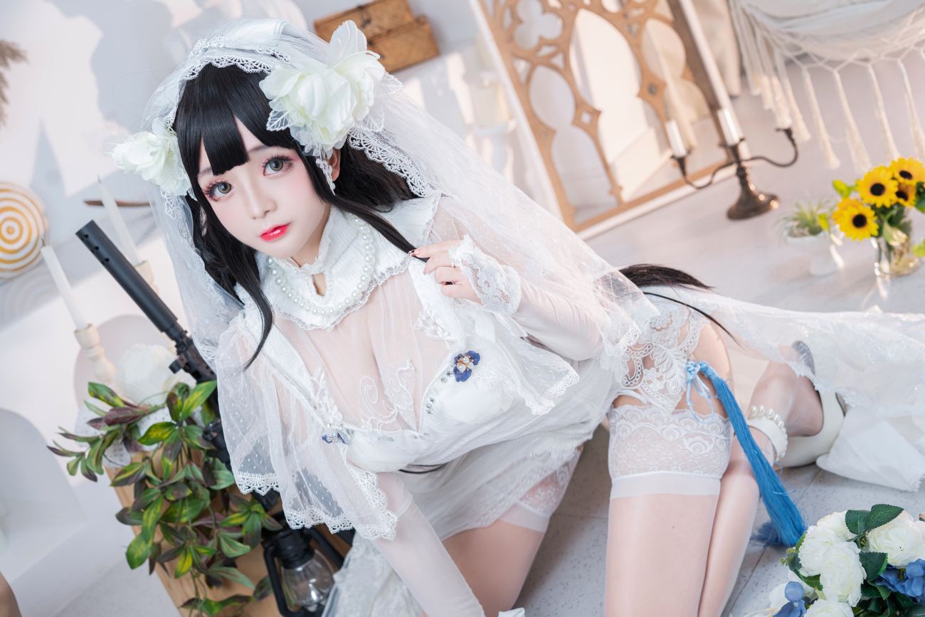 微博美少女日奈娇Cosplay性感写真95式婚纱 (26)