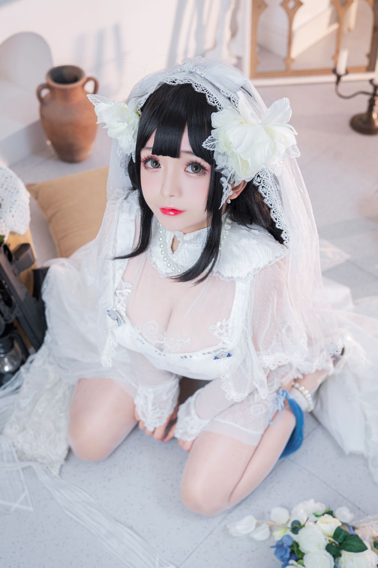 微博美少女日奈娇Cosplay性感写真95式婚纱 (2)