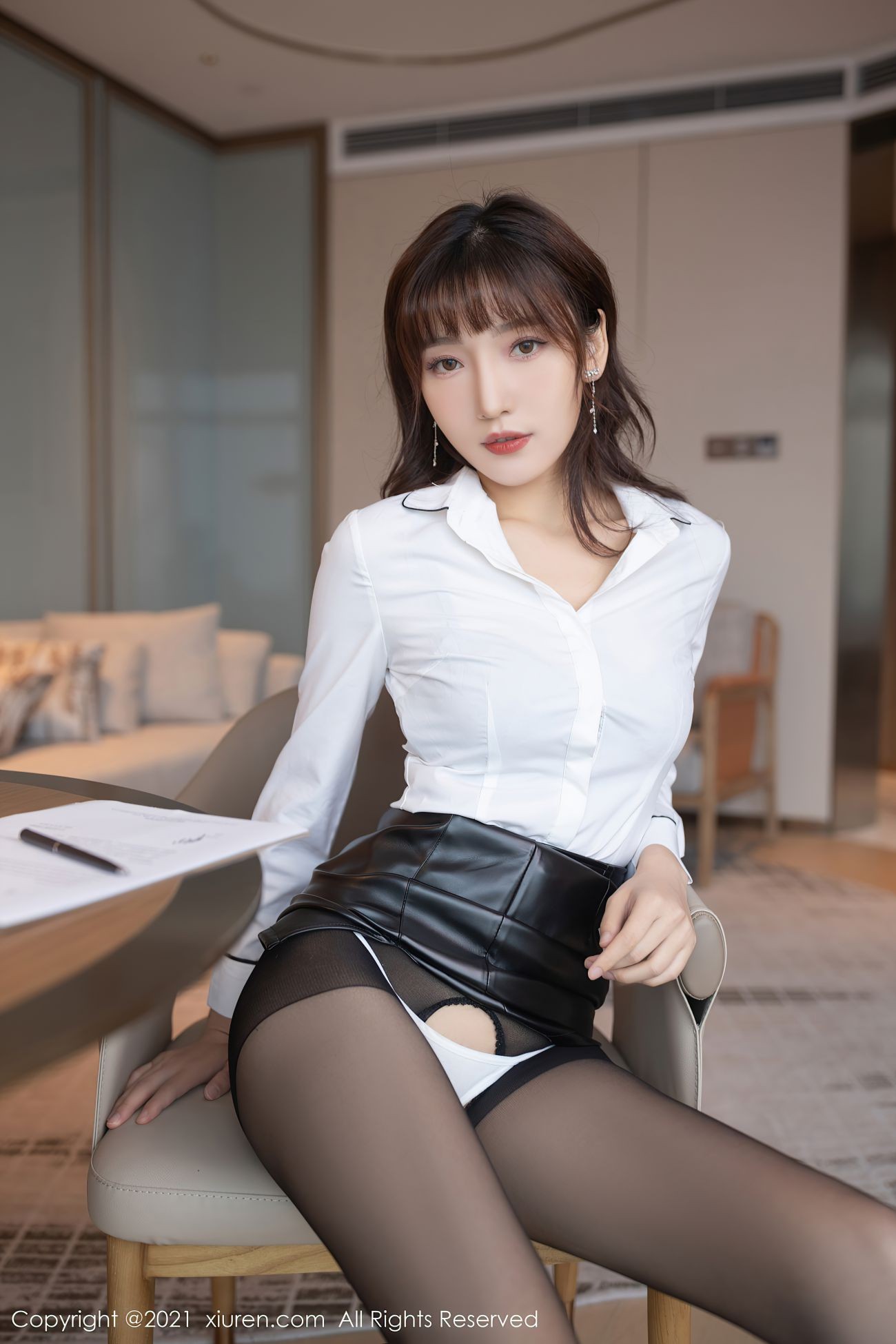 View - XIUREN秀人网 - XiuRen 美媛馆美女模特 - model写真第No.4068期陆萱萱|柠檬皮