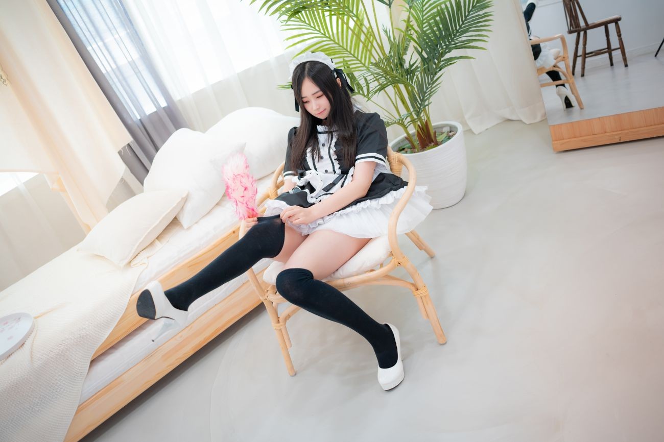 CreamSoda Bambi Over knee socks Concept4 (14)