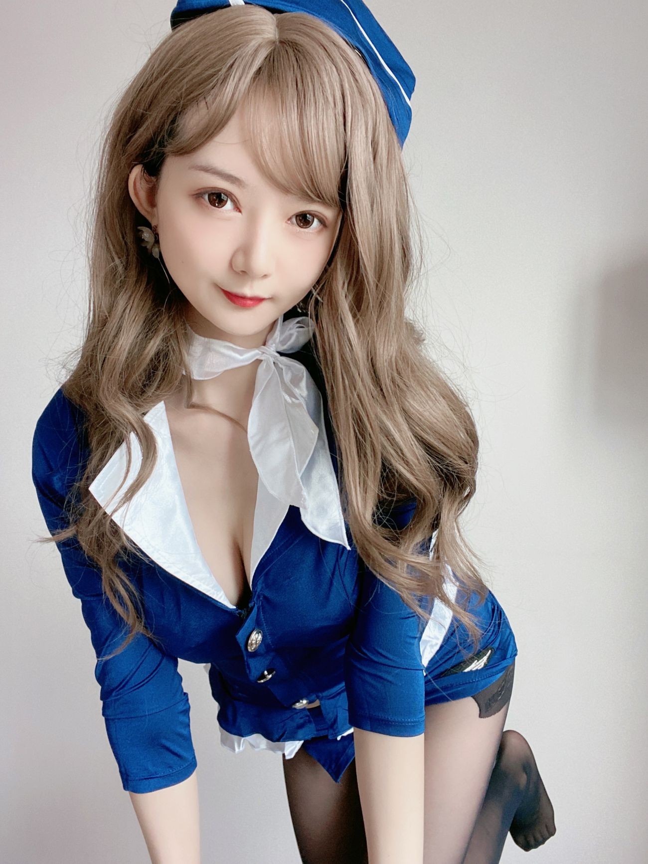 微博美少女51酱性感写真蓝色制服装 (21)