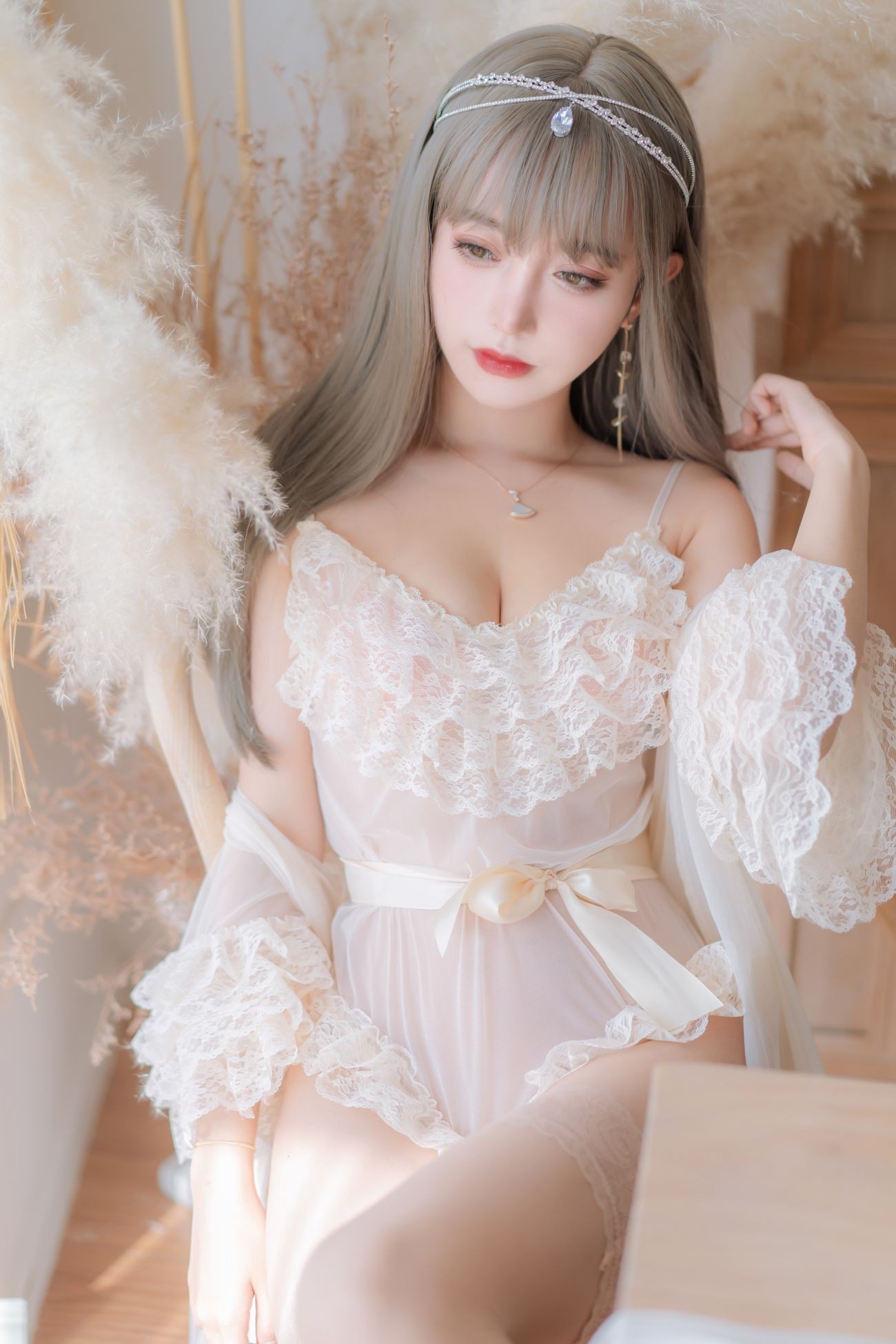 微博美少女过期米线线喵Cosplay性感写真凡尔赛公主 (24)