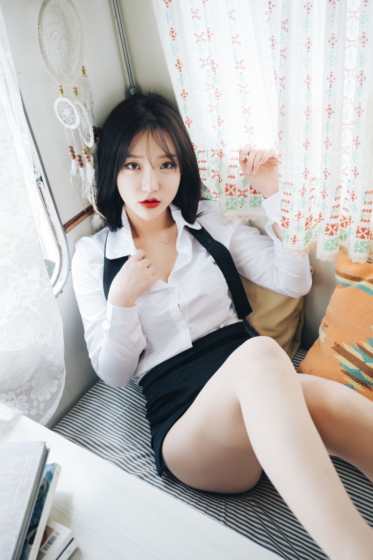 LOOZY Yeeun Officegirl's Vacation Vol.2 (6)