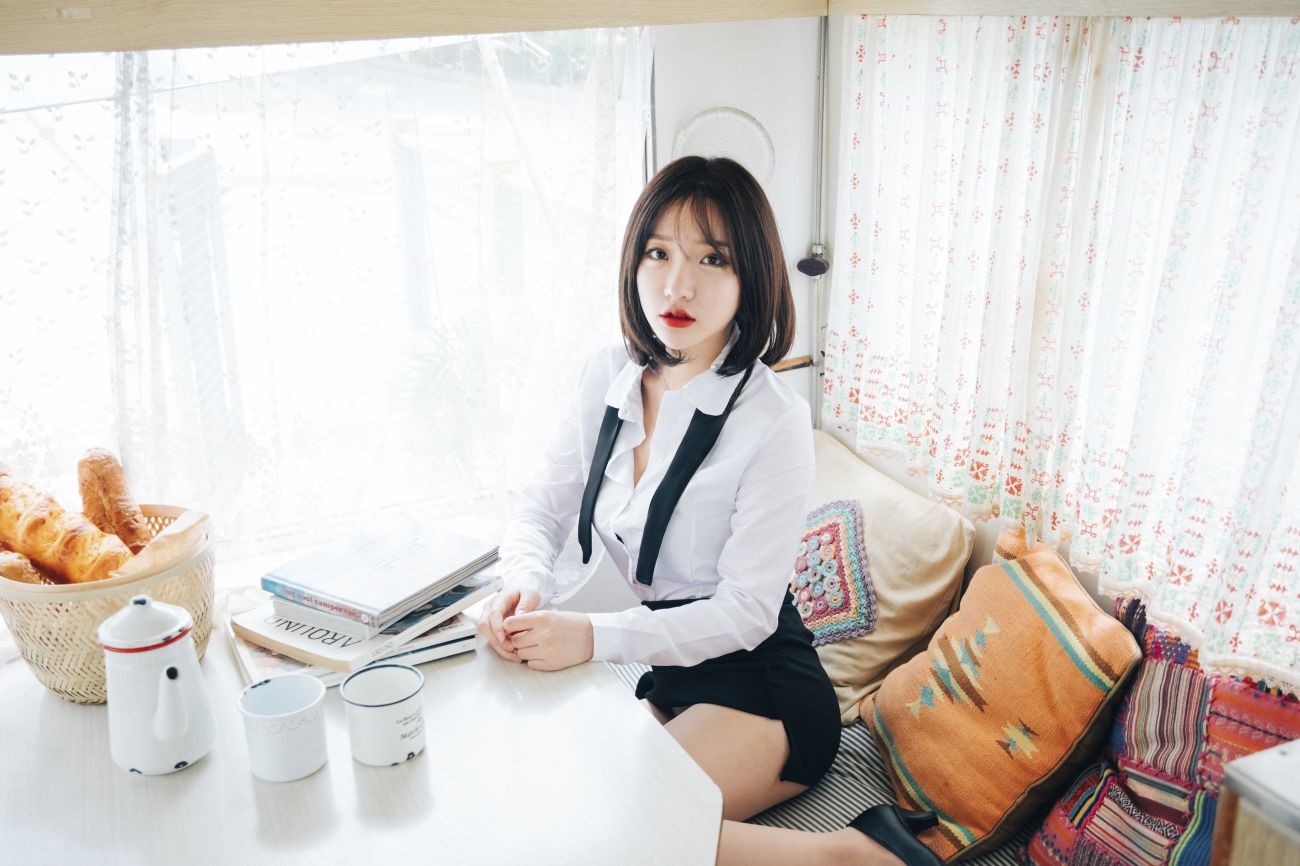 LOOZY Yeeun Officegirl's Vacation Vol.2 (25)