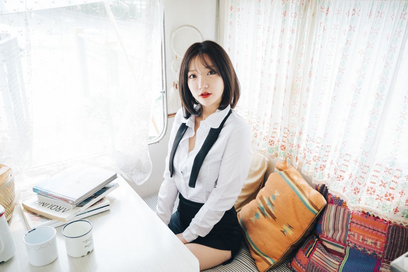 LOOZY Yeeun Officegirl's Vacation Vol.2 (14)