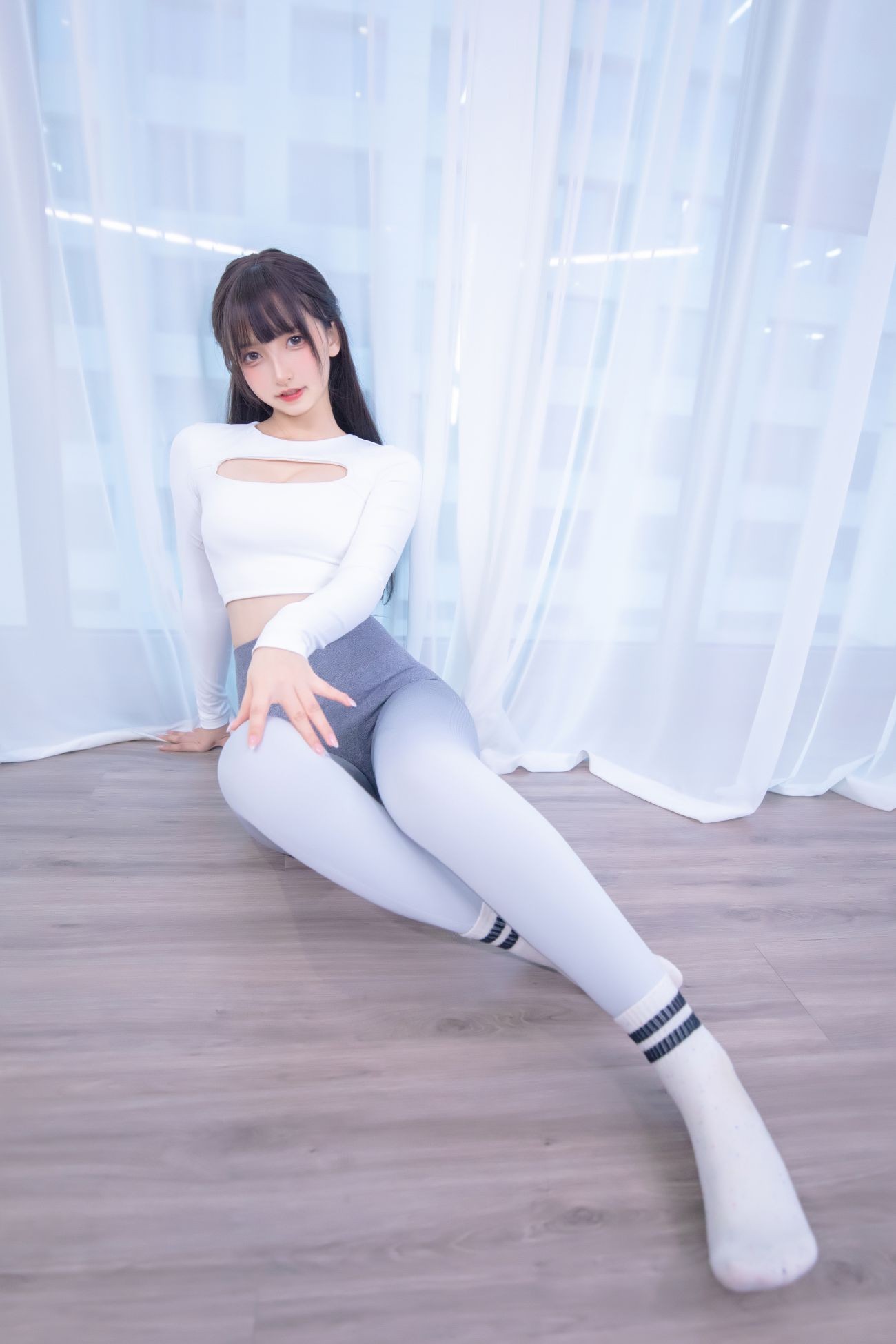 微博美少女神楽板真冬Cosplay性感写真瑜伽少女 (72)