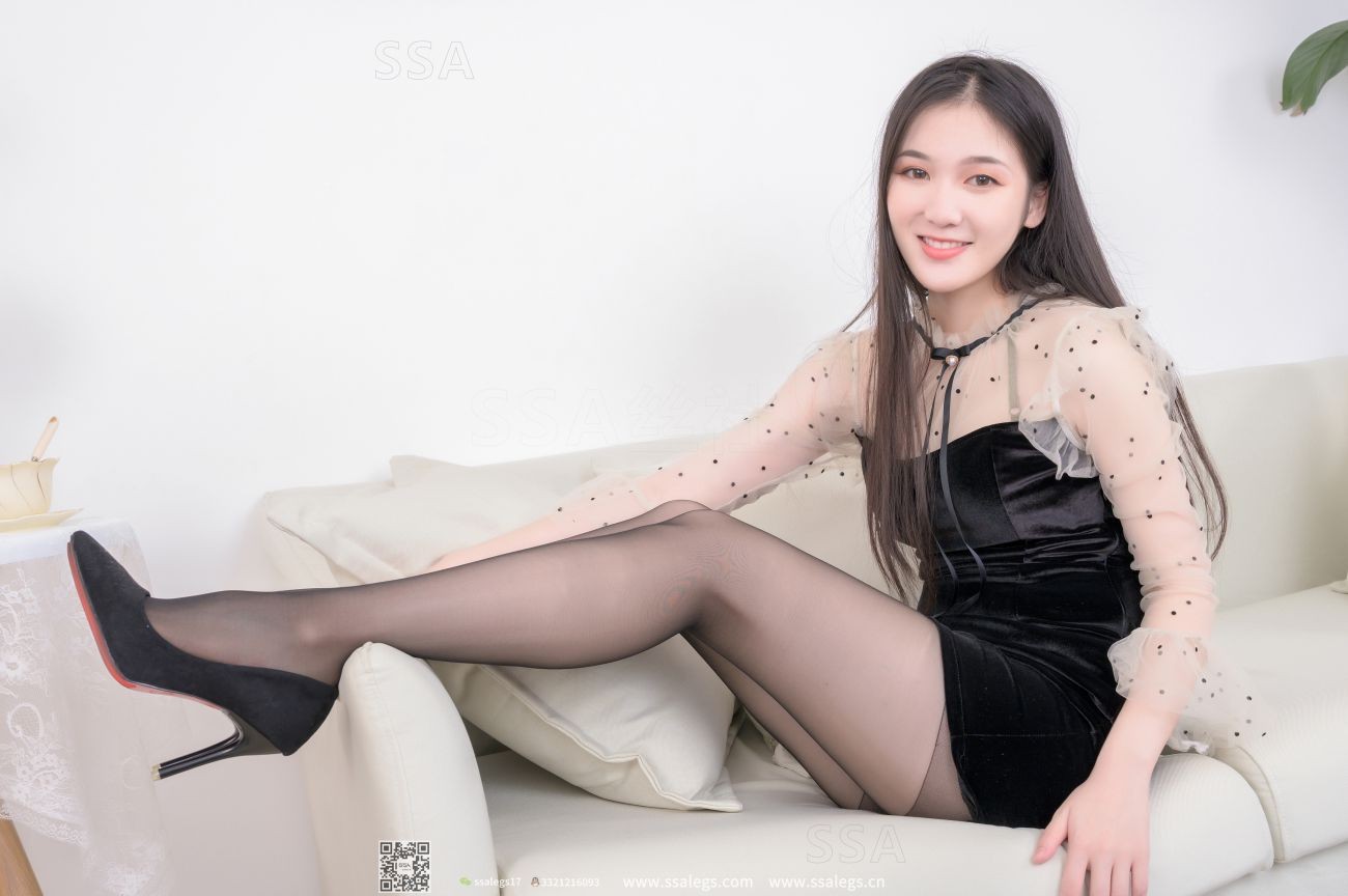 SSA丝社嫩模丝袜美脚写真第No.308期秀秀新模新春首秀美腿黑丝上 (52)