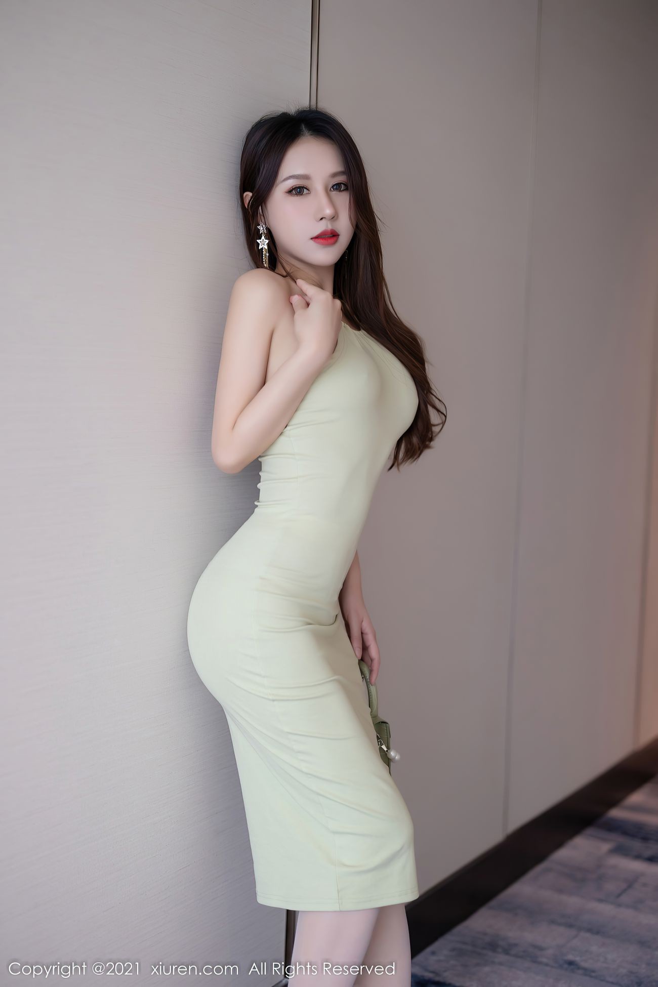 XIUREN秀人网美媛馆美女模特写真第No.4391期徐安安 (5)