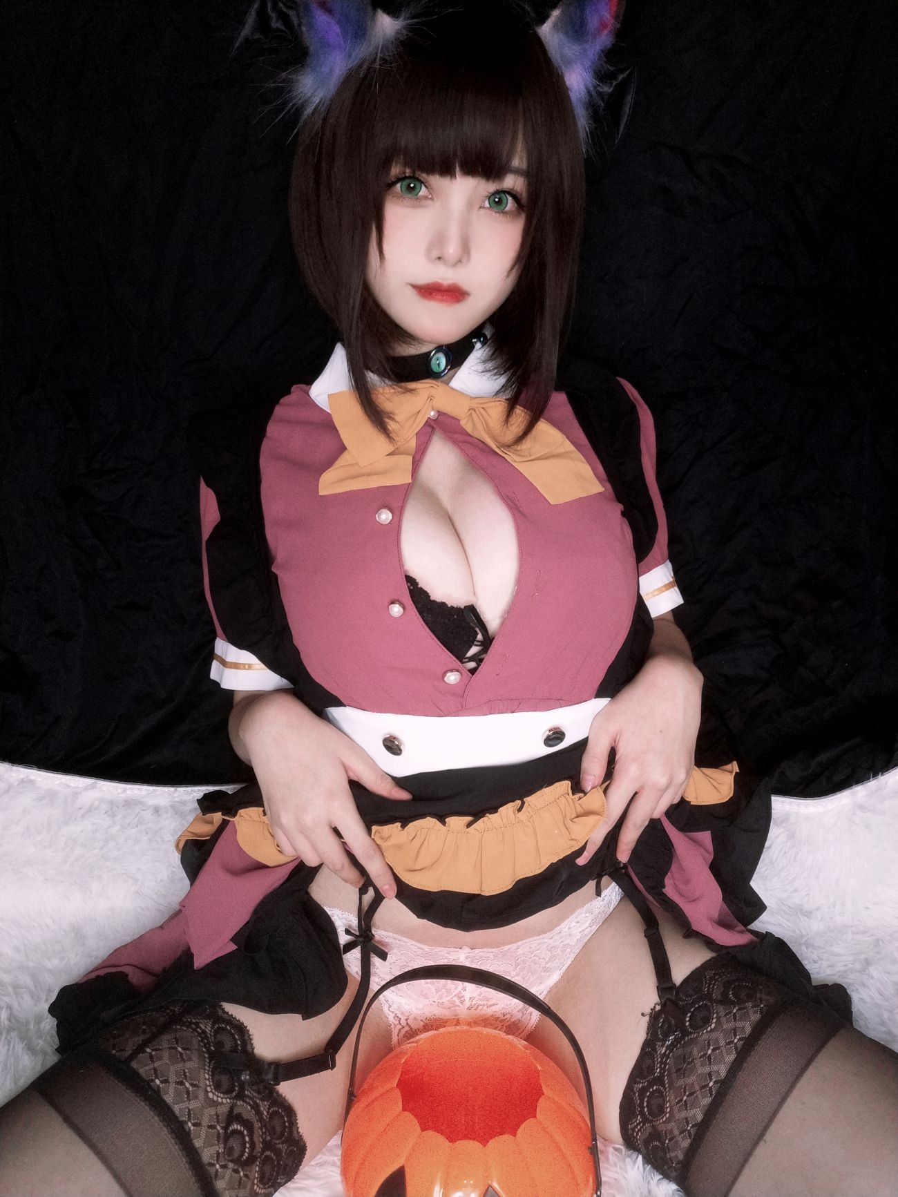 微博美少女蜜汁猫裘Cosplay性感写真万圣节 (2)